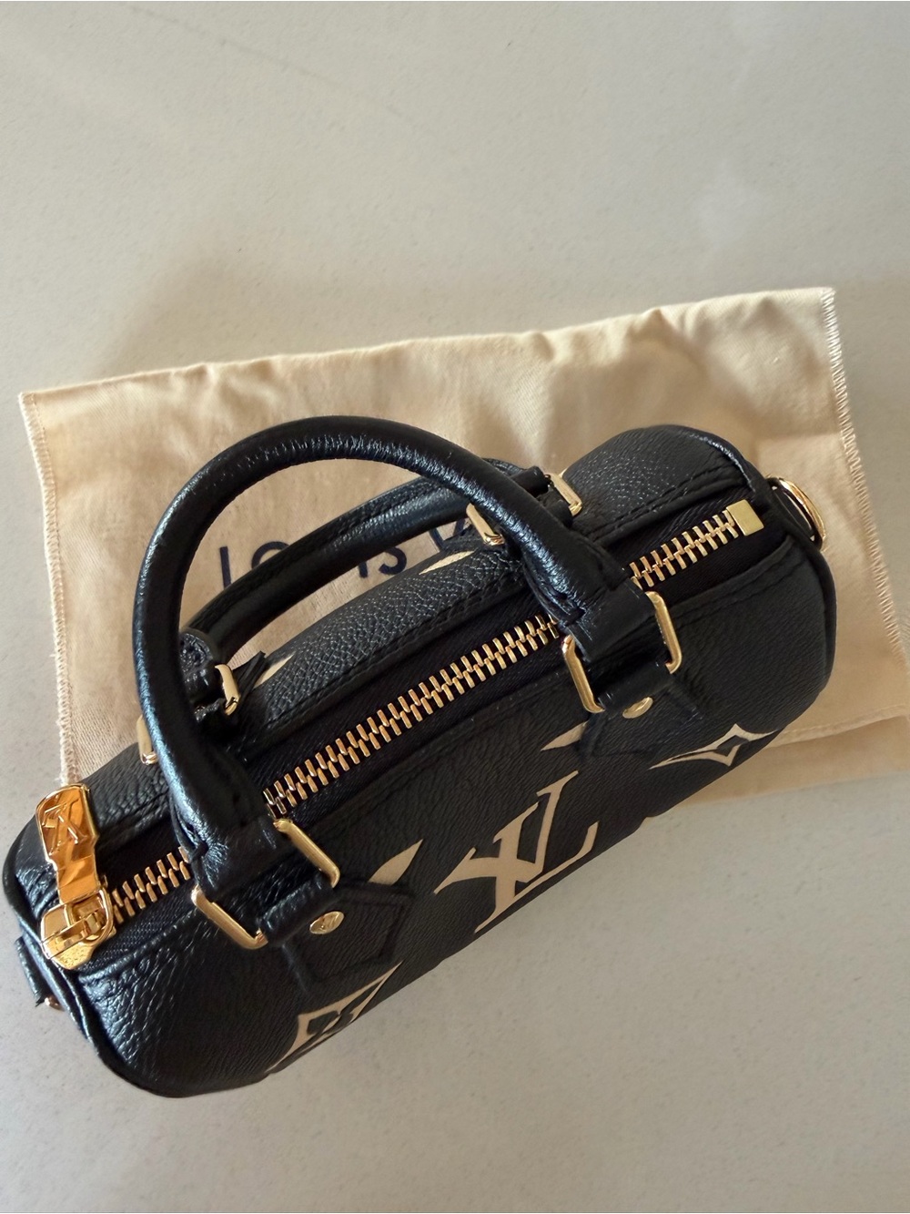 [SOLD] Louis Vuitton Nano Speedy Black - Picture 6 of 16